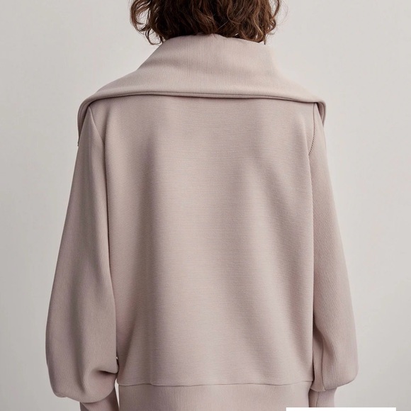 Varley Taupe Half Zip Pullover - Picture 3 of 3